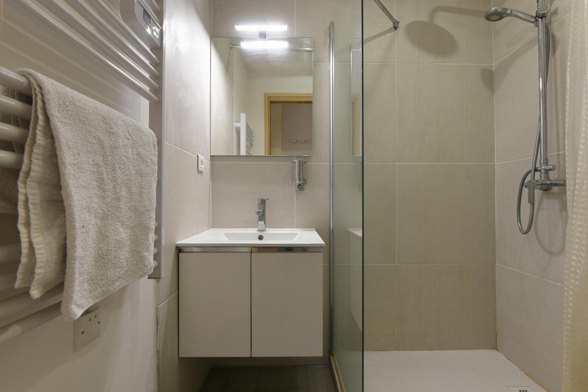 Provencal Studio Netflix Appart-Hotel-Provence La Fare-les-Oliviers Zewnętrze zdjęcie